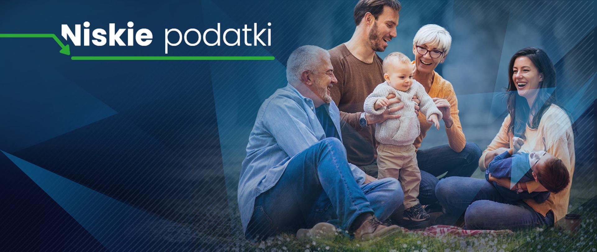 Po lewej napis Niskie podatki a po prawej uśmiechnięta rodzina z dziećmi 