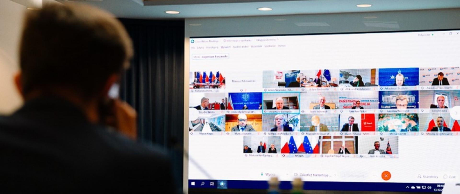 Rozmowa z samorządowcami.