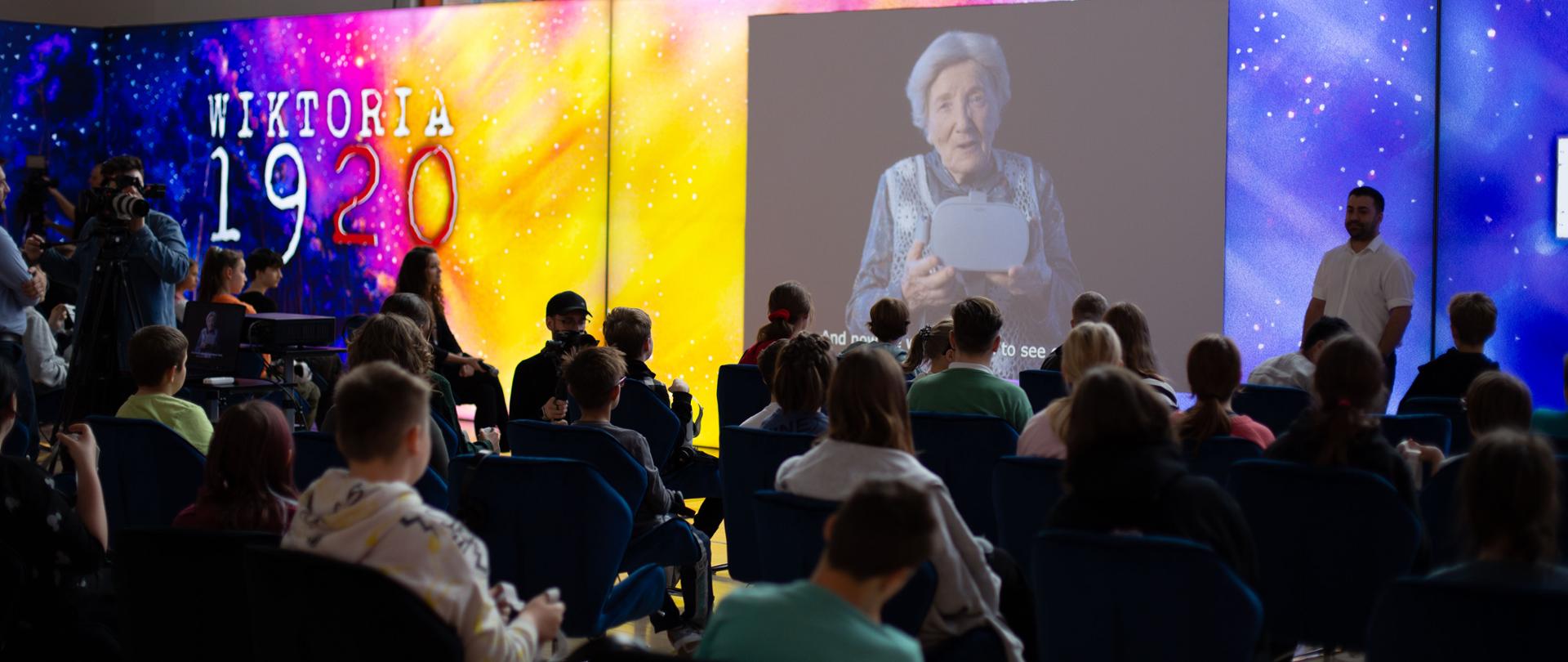 Innowacyjna historia – nowe technologie w służbie edukacji