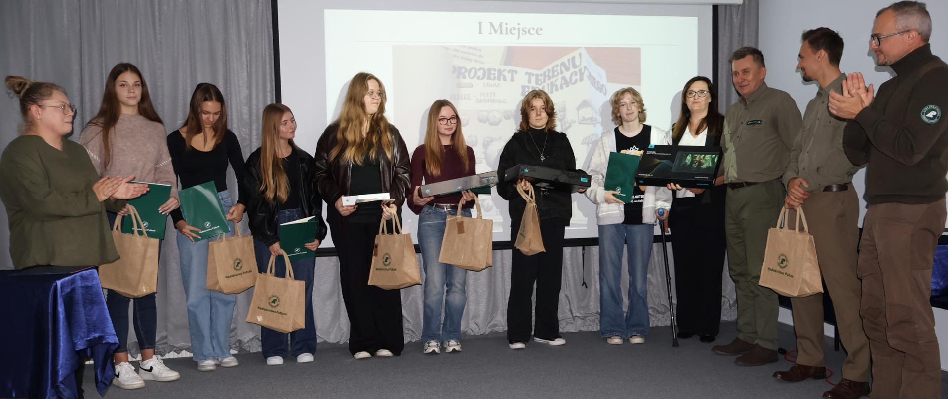 nagród w konkursie 