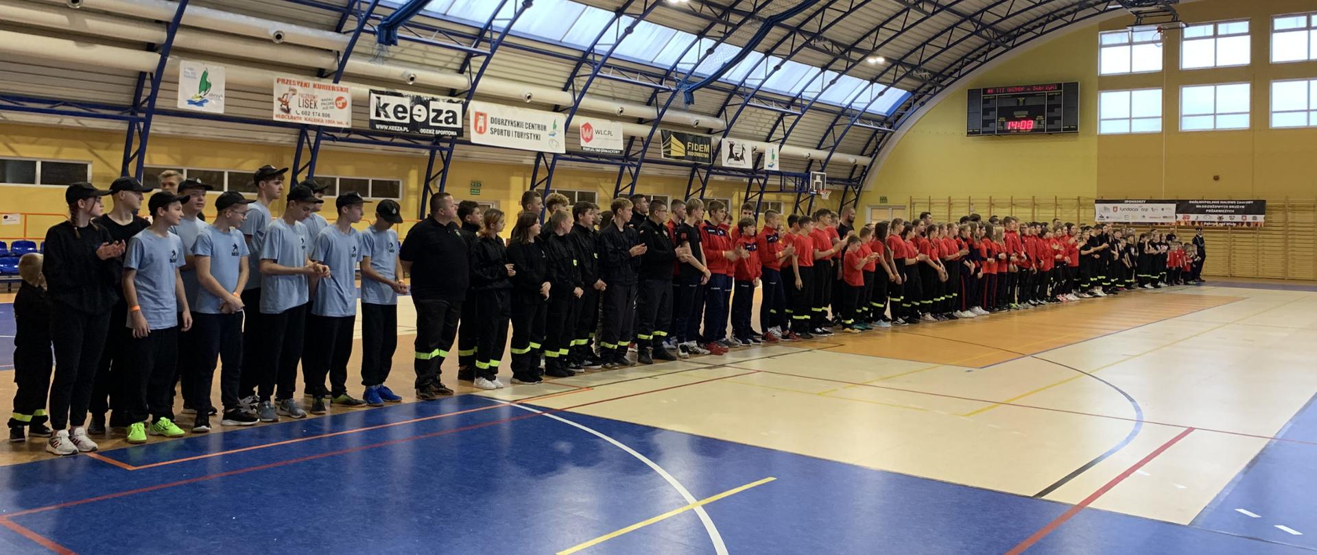 Halowe zawody Młodzieżowych Drużyn Pożarniczych w Dobrzyniu nad Wisłą