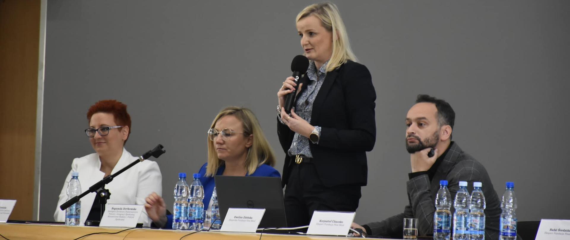 Konferencja „Deinstytucjonalizacja usług społecznych – dobre praktyki”