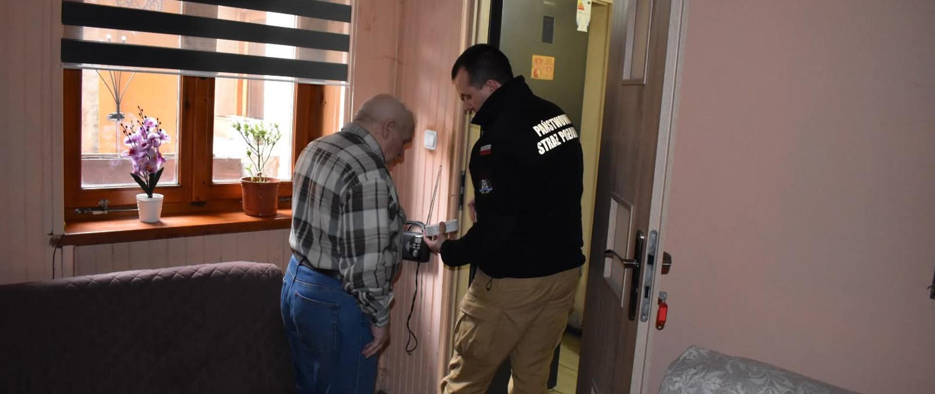 Czujki dymu oraz tlenku węgla dla mieszkańców powiatu olsztyńskiego