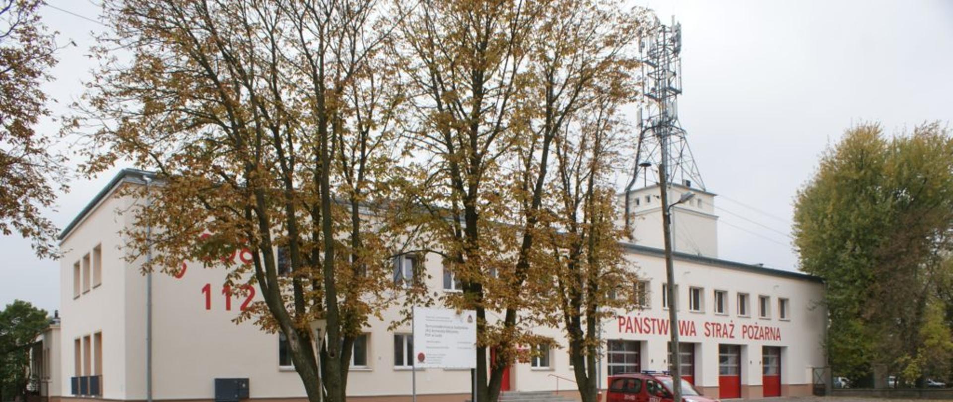 Na zdjęciu budynek Jednostki Ratowniczo-Gaśniczej Nr 9 w Łodzi