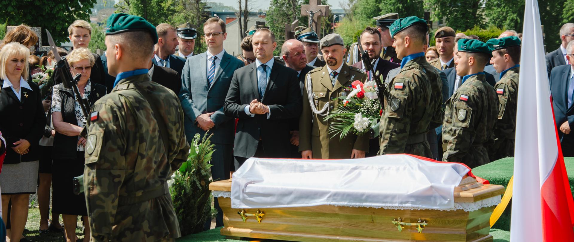 Uroczystości pogrzebowe Romualda Lenczewskiego zastrzelonego w 1943 roku