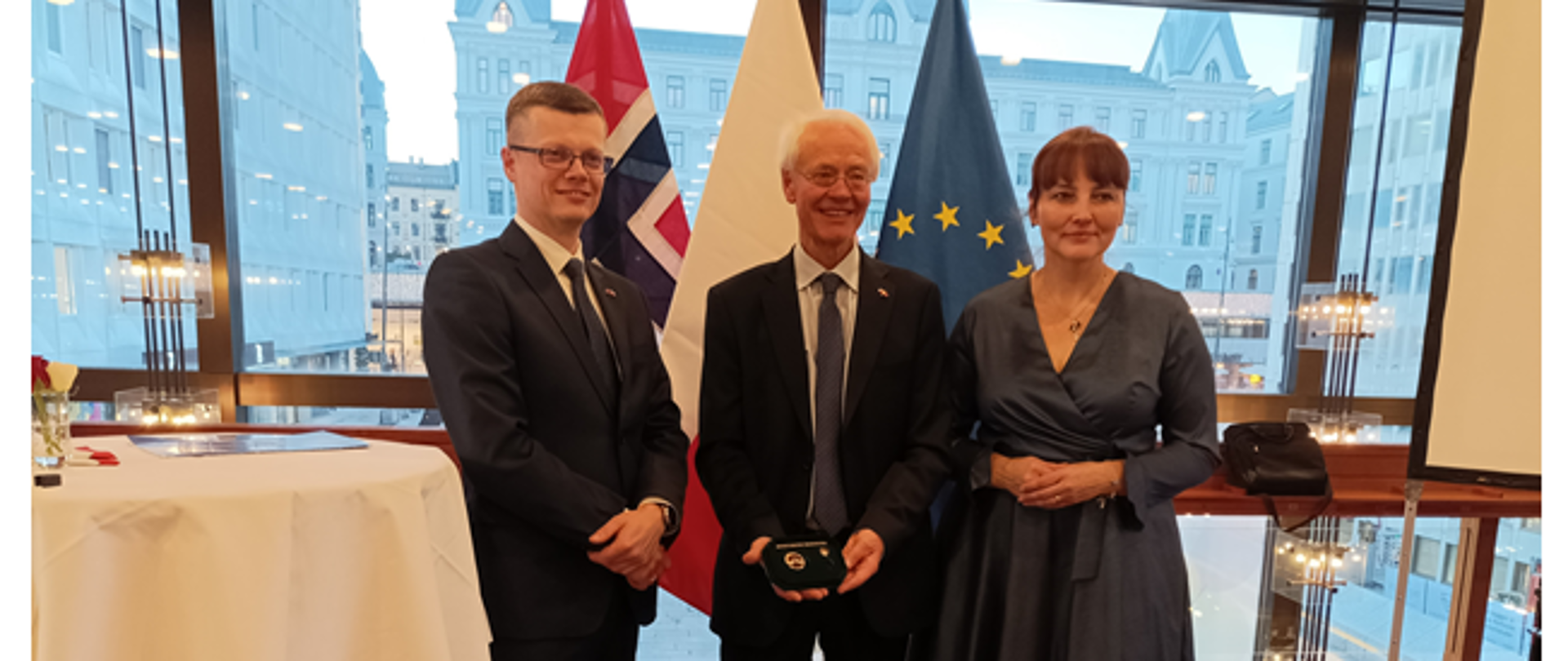 Wręczenie odznaki honorowej „Za zasługi dla ochrony środowiska i gospodarki wodnej" MF EOG