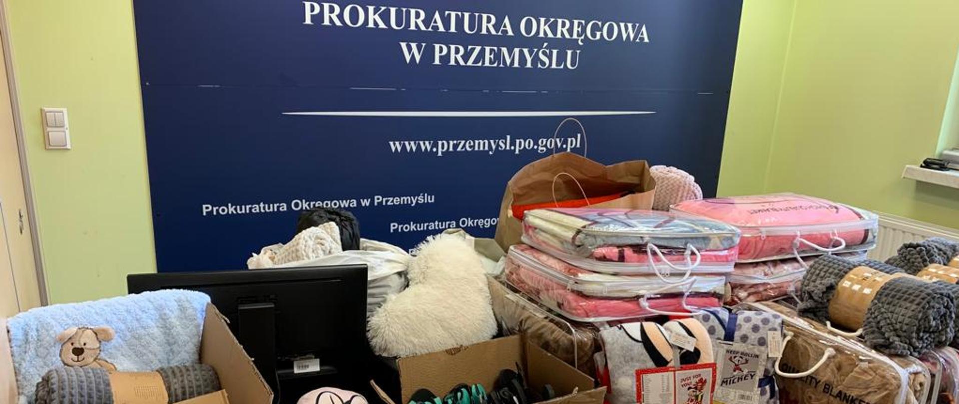 Zbiórka odzieży Prokuratury Okręgowej w Przemyślu oraz darów dla uchodźców z Ukrainy.