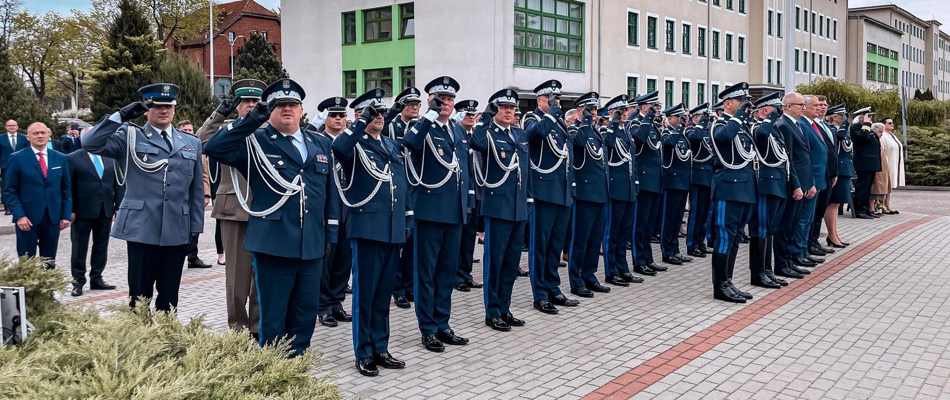 Promocja oficerska Absolwentów Wyższej Szkoły Policji w Szczytnie