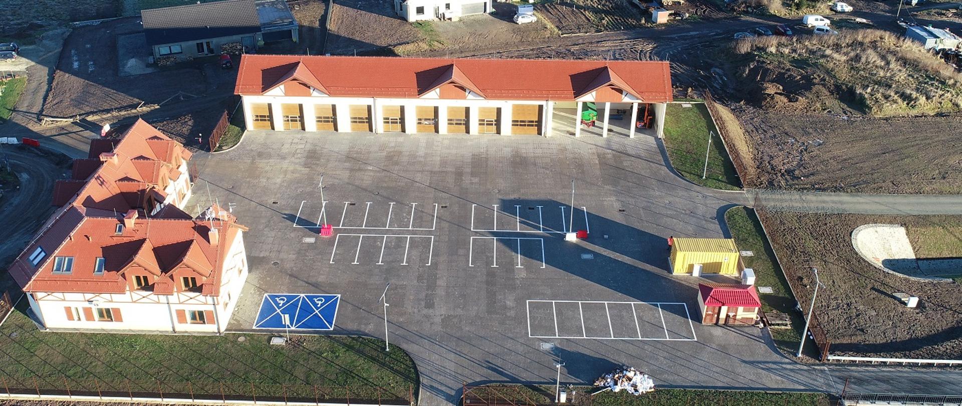 Budynek Nadzoru Wodnego w Kłodzku przy suchym zbiorniku Szalejów. Fot. Power Construction Corporation of China Ltd., Oddział w Polsce.