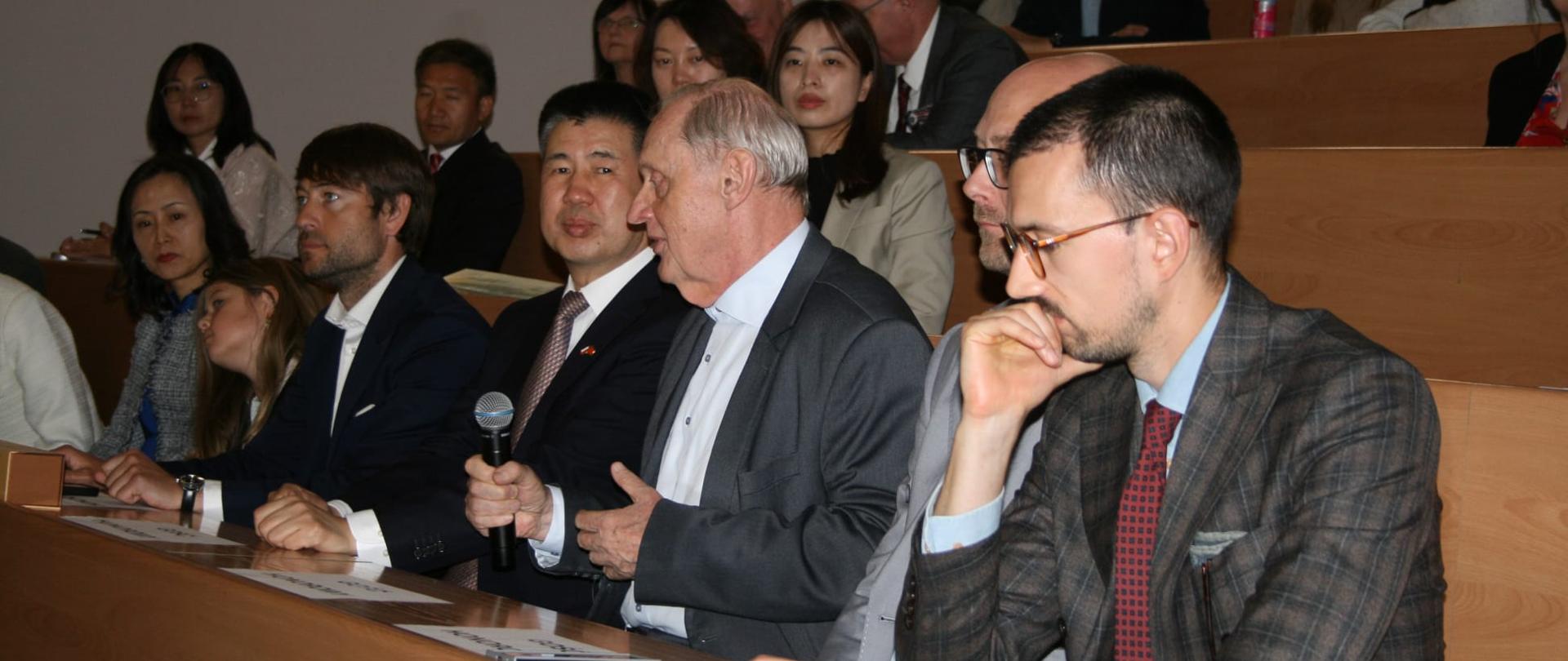 Ambasador CHRL J. E. Sun Linjiang z wizytą w Łodzi