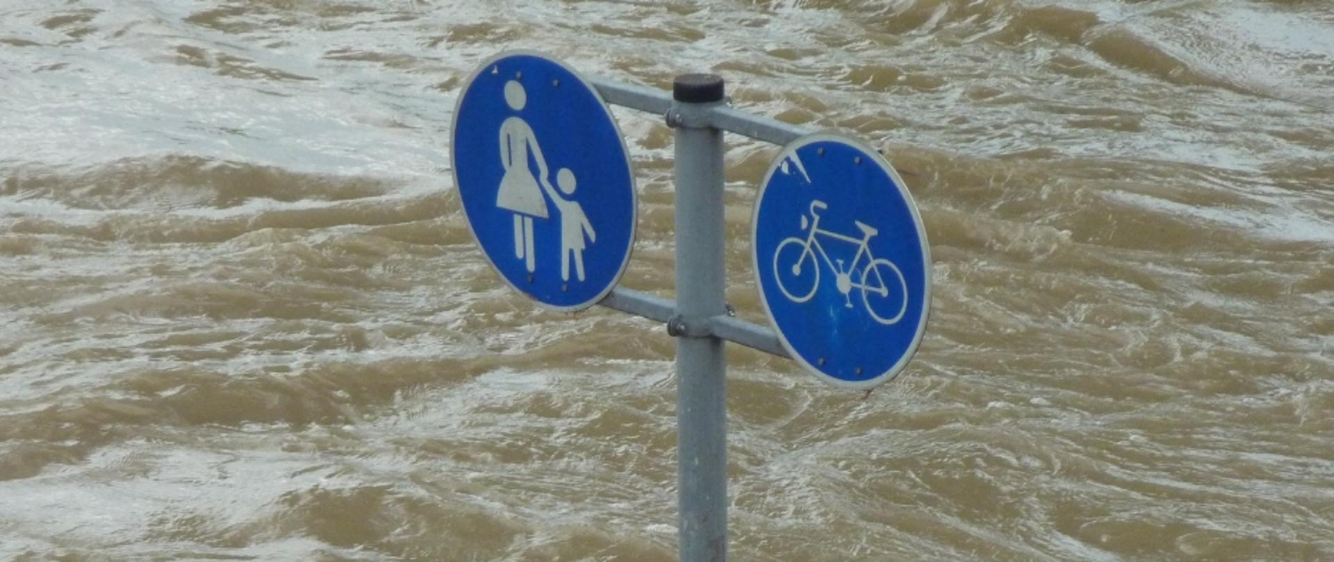 Występowanie powodzi i podtopień wiąże się z zagrożeniami dla zdrowia