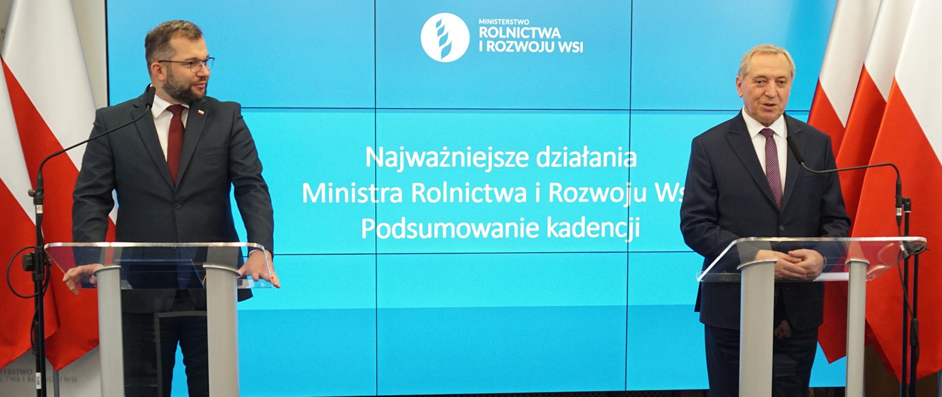 Minister Grzegorz Puda wraz z nowo powołanym wicepremierem, ministrem rolnictwa i rozwoju wsi Henrykiem Kowalczykiem, podczas konferencji prasowej.
