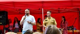Przemówienie organizatorów podczas festynu „Bezpieczny Powiat i Zdrowa Rodzina”.
