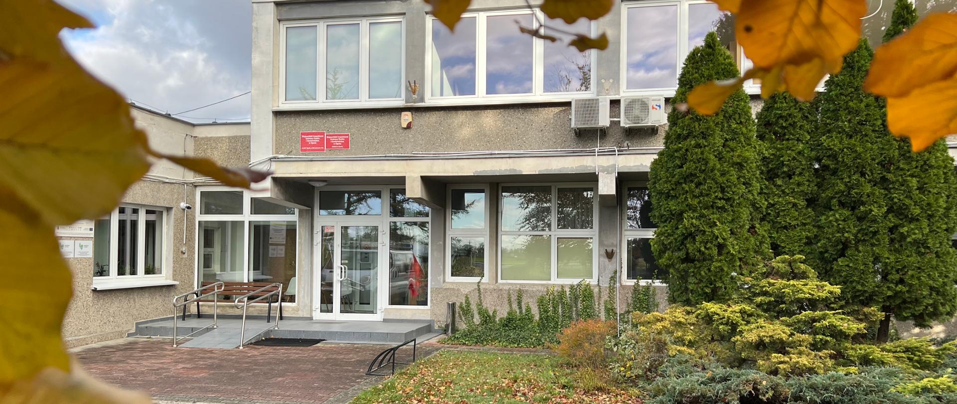 Zdjęcie przedstawia budynek Wojewódzkiego Inspektoratu Ochrony Roślin i Nasiennictwa w Opolu