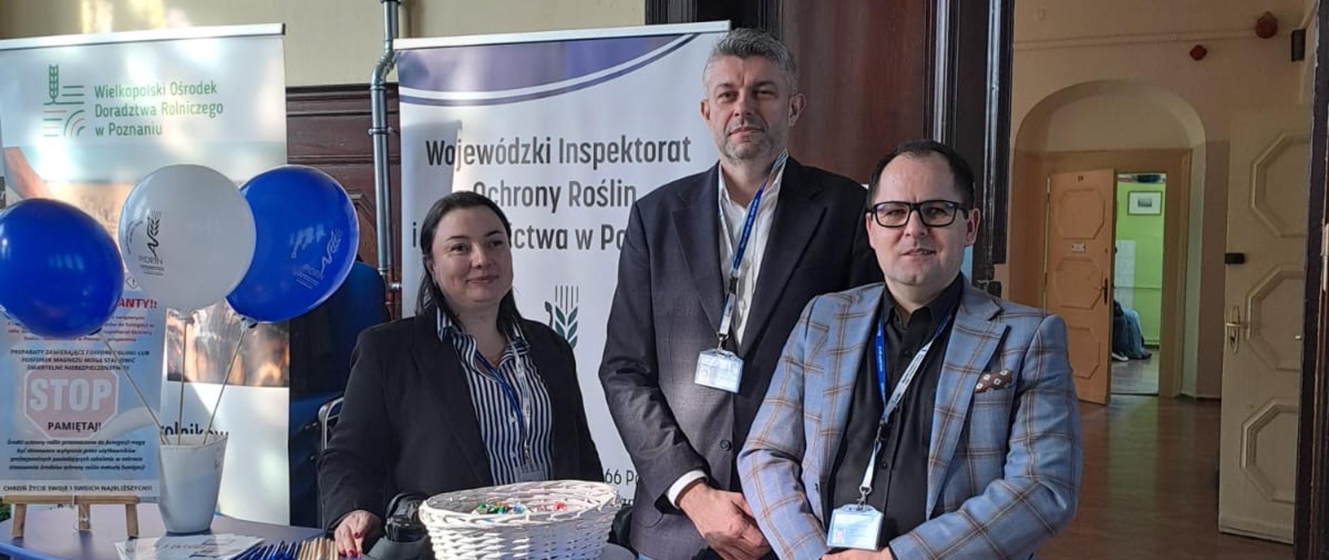 Wielkopolskie Forum Rolnicze w Kępnie - stoisko WIORiN w Poznaniu obsługiwane przez pracowników Oddziału w Kępnie