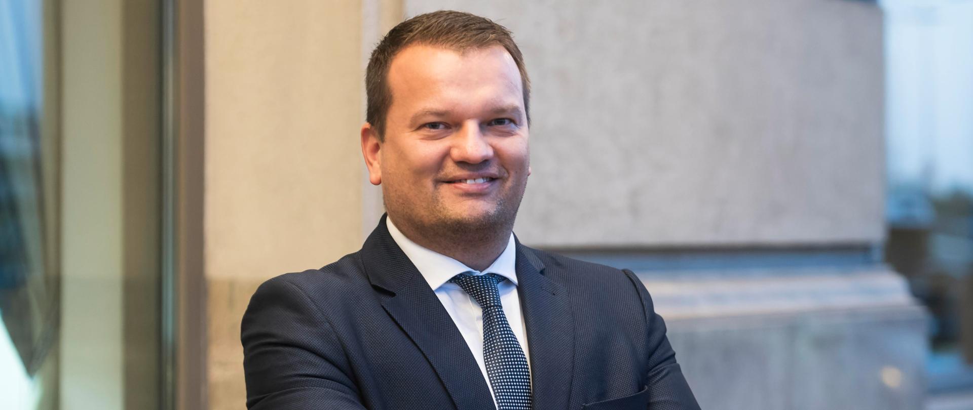 Konsul Generalny RP w Charkowie Dawid Tomaszewski