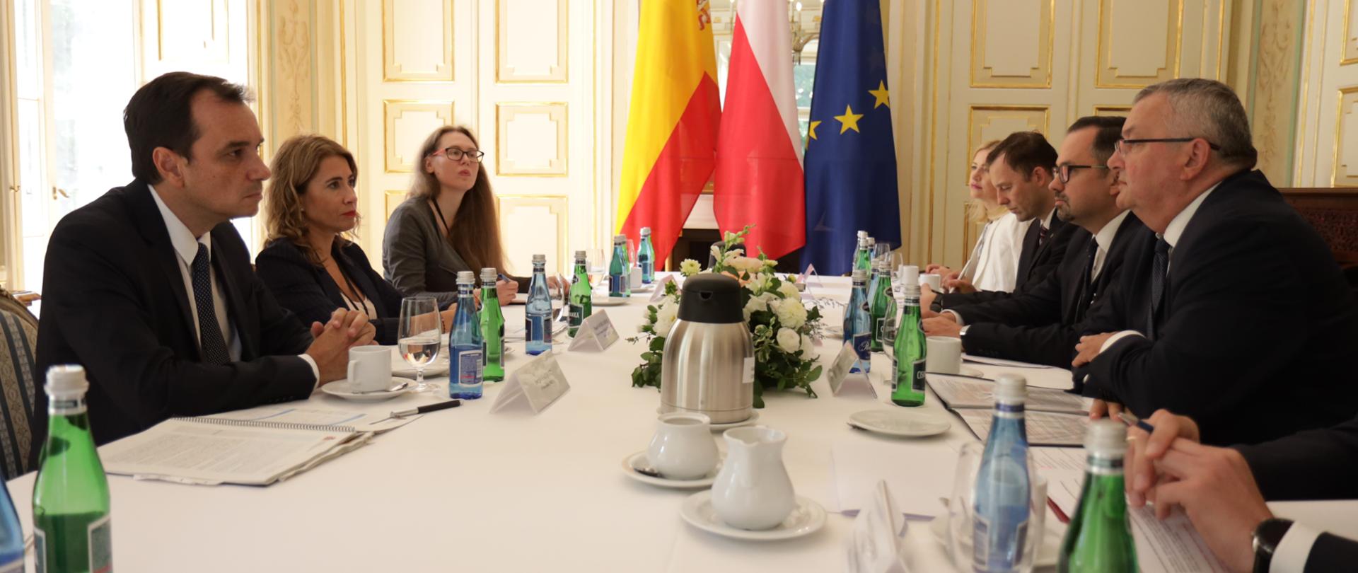 Polsko-hiszpańskie_konsultacje_międzyrządowe