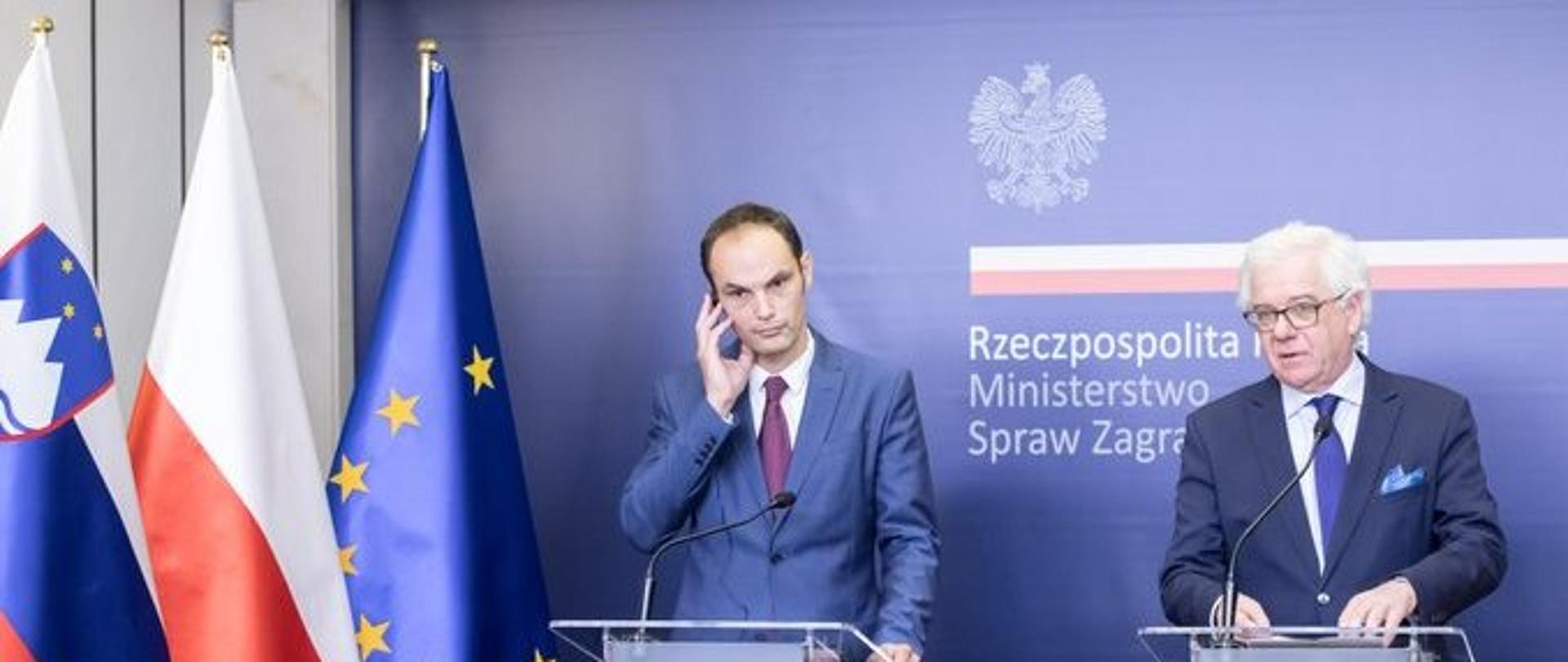 J. Czaputowicz i A. Logar