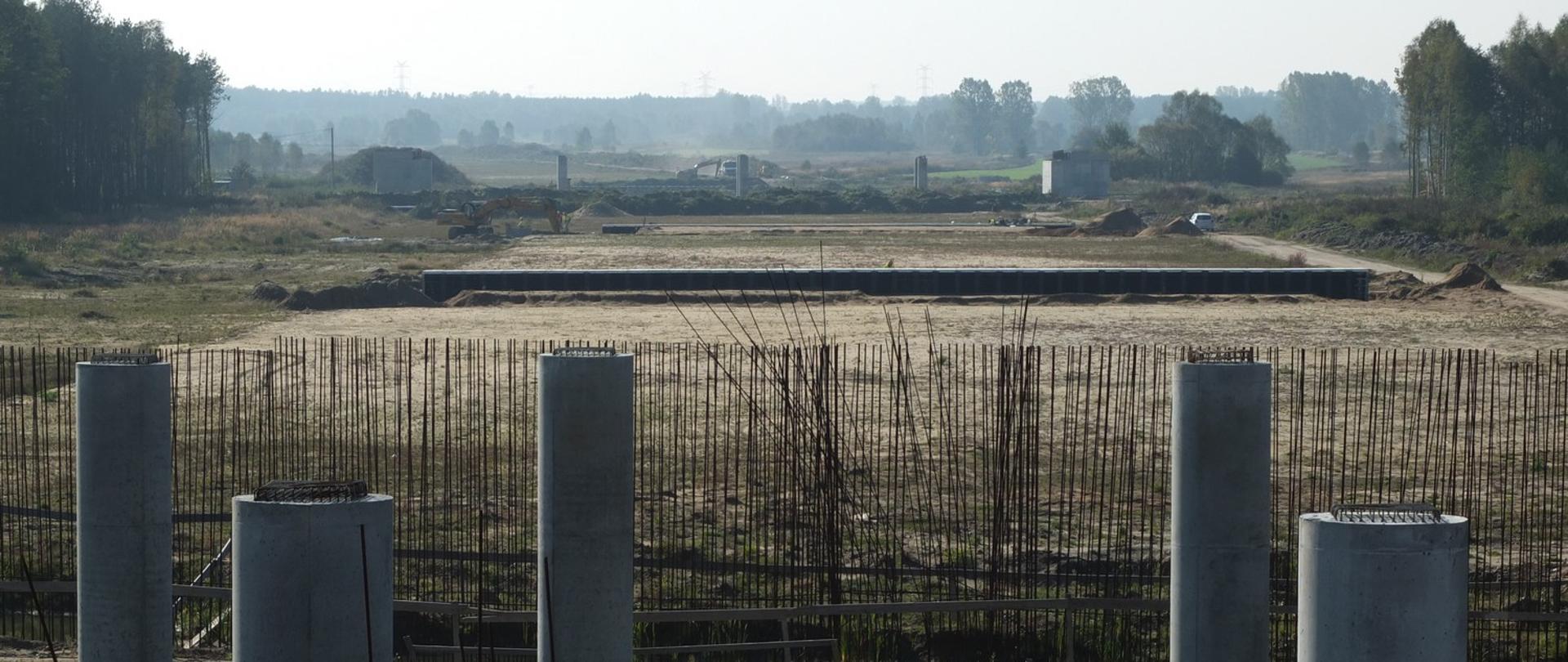Zdjęcie poglądowe z placem budowy autostrady A1