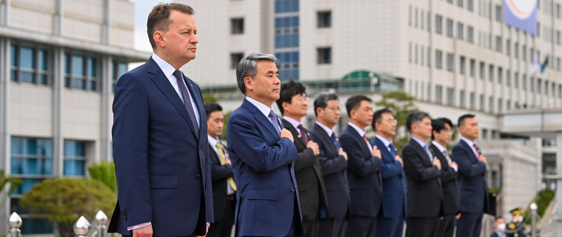 W dniach 29 maja – 1 czerwca, Mariusz Błaszczak, minister obrony narodowej przebywał z wizytą w Korei Południowej.
