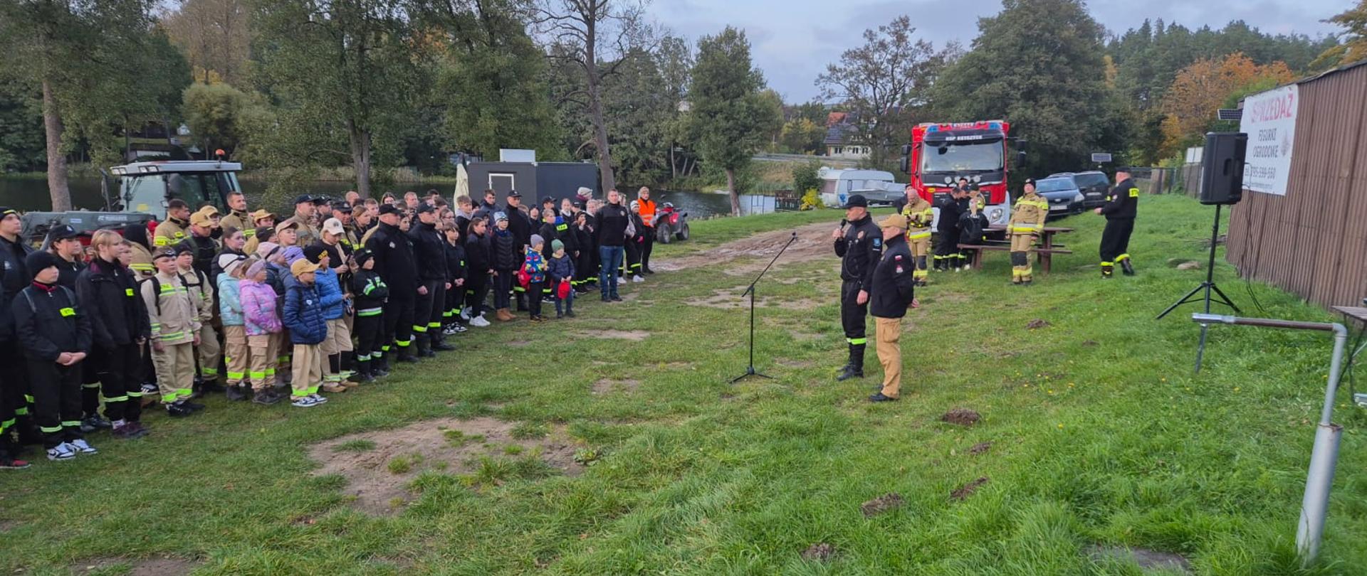 IV Poligon Strażacki w Ostrzycach - zbiórka uczestników przed wydarzeniem