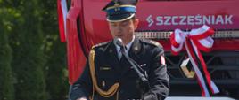 Uroczystość przekazania i poświęcenia samochodu ratowniczo-gaśniczego jednostce Ochotniczej Straży Pożarnej w Pawłowie