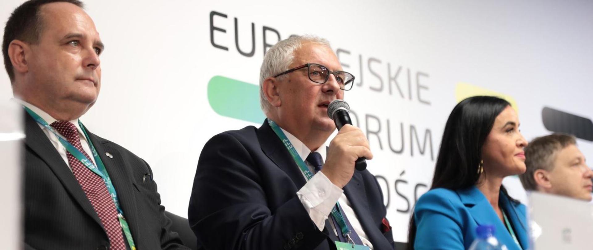 Deputy Minister of Development and Technology Grzegorz Piechowiak talks about investments at the European Future Forum in Chorzów 