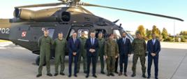 Przekazanie nowych śmigłowców AW-149 żołnierzom Wojska Polskiego
30 października 2023 r., w Nowym Glinniku, Mariusz Błaszczak, minister obrony narodowej, wziął udział w przekazaniu nowych śmigłowców AW-149 żołnierzom 25 Brygady Kawalerii Powietrznej. Fot. st. kpr. Wojciech Król/CO MON