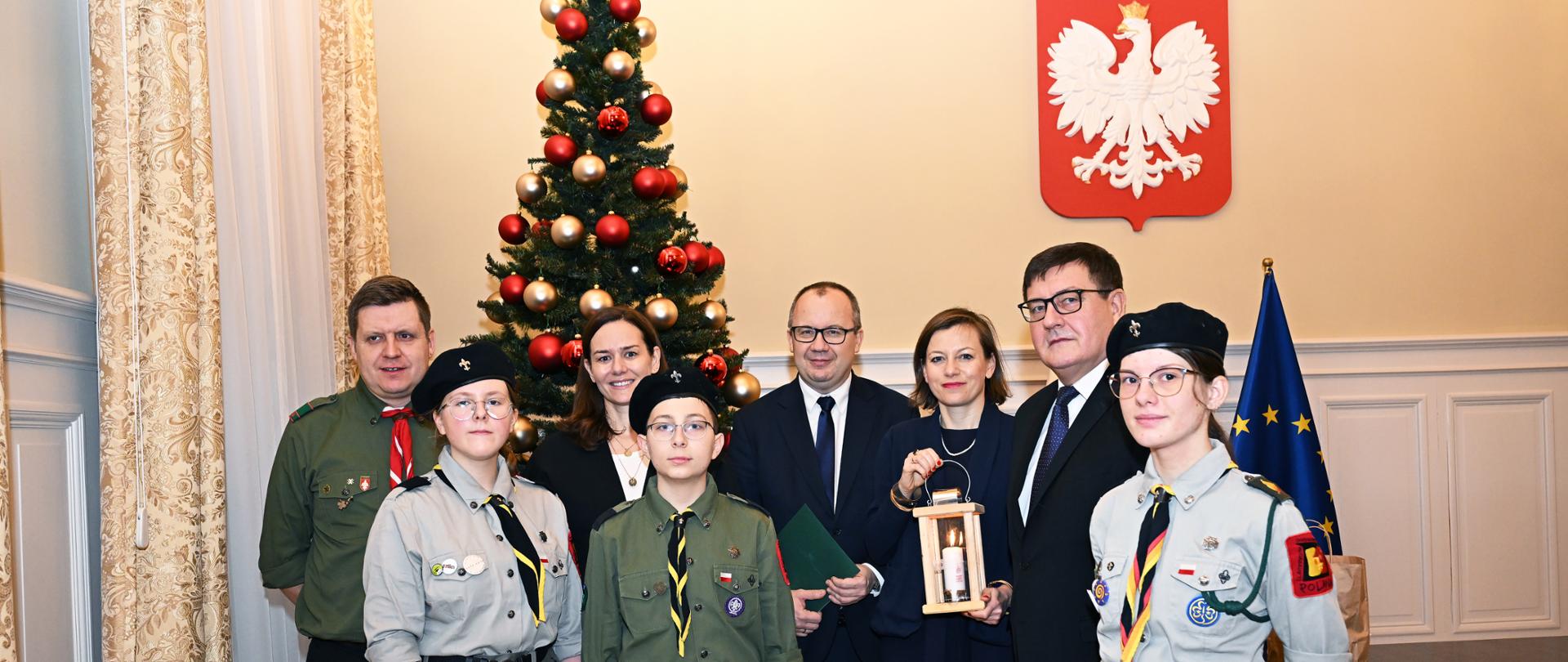 Przekazanie Betlejemskiego Światła Pokoju 