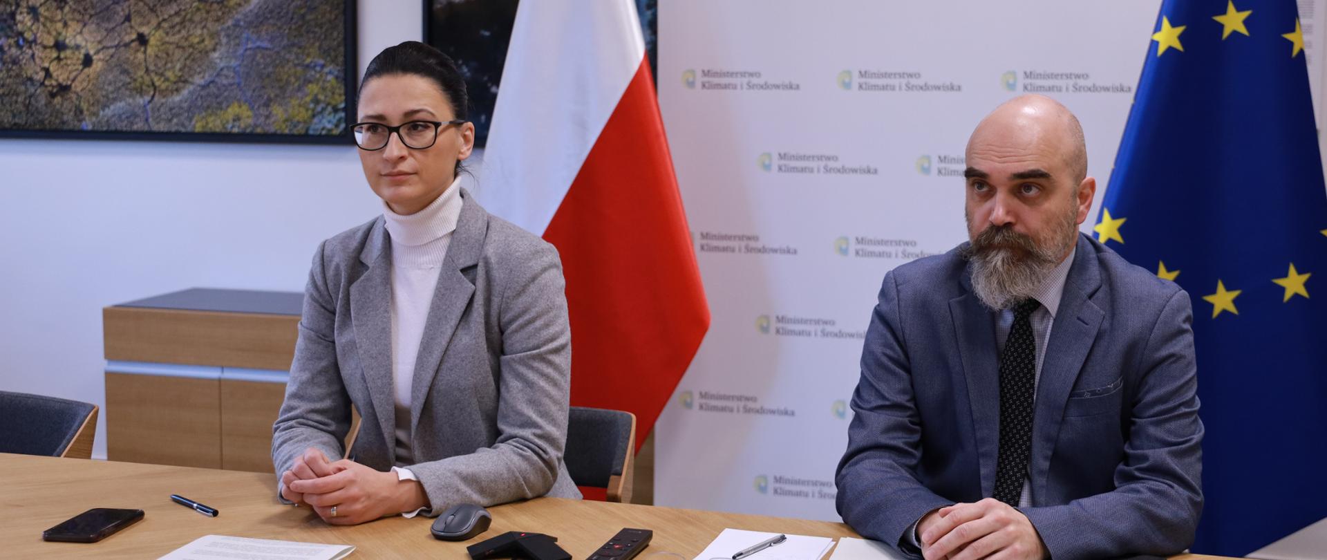 Małgorzata Golińska Sekretarz stanu, Główny Konserwator Przyrody oraz Łukasz Rejt, Dyrektor Departamentu Ochrony Przyrody podczas spotkania grupy roboczej LIFE