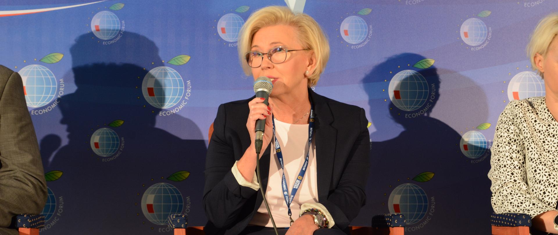 minister Marzena Machałek podczas XXX Forum Ekonomicznego