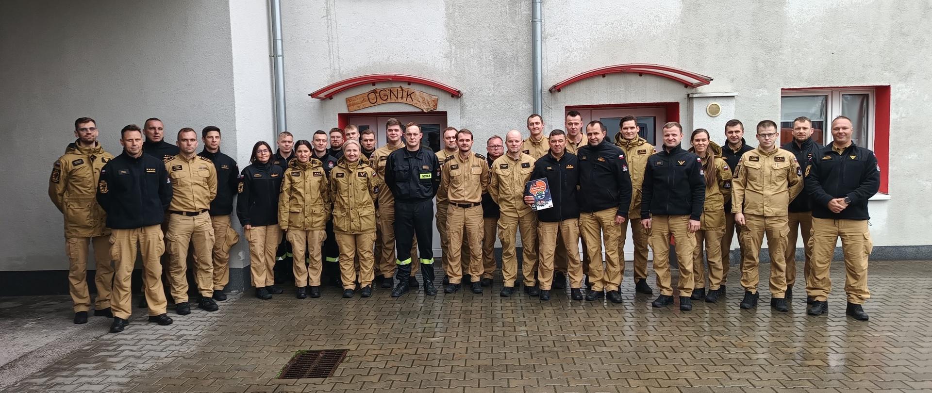 Narada funkcjonariuszy realizujących zadania z zakresu prewencji społecznej Państwowej Straży Pożarnej z terenu województwa pomorskiego.