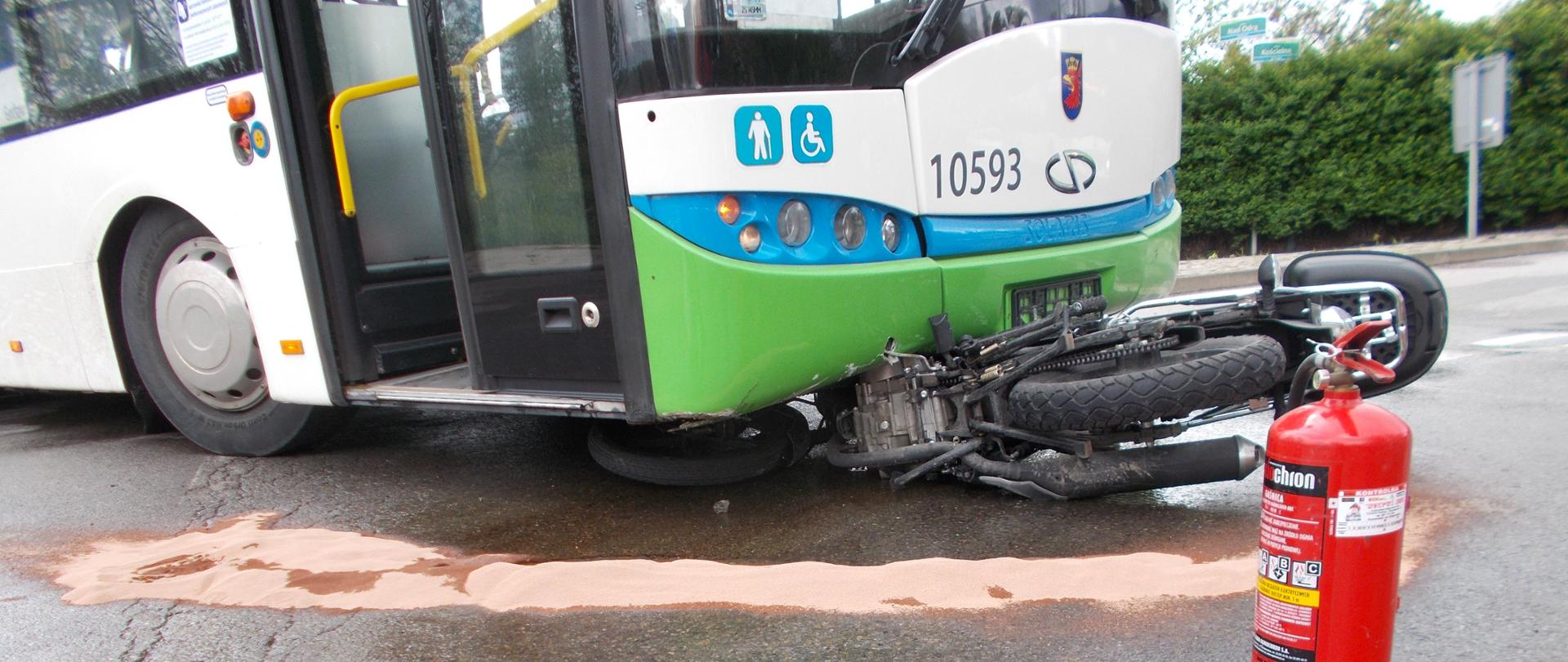 Wypadek u zbiegu ulic Nad Odrą z Kościelną