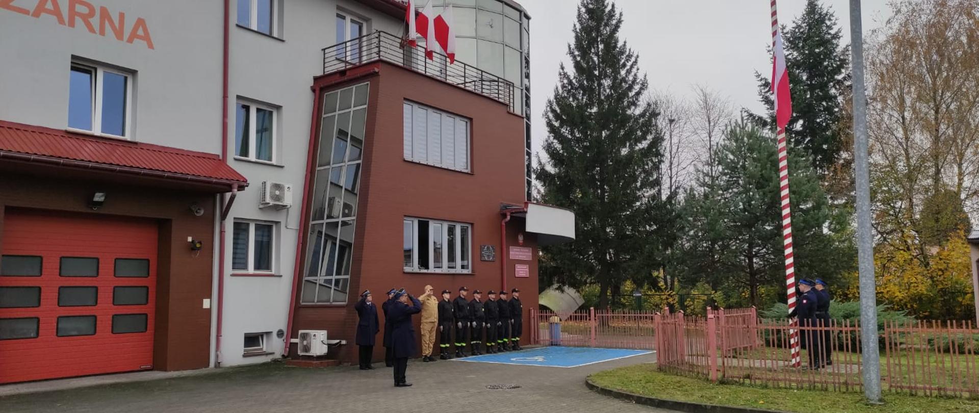 Apel z okazji obchodów Narodowego Święta Niepodległości w KP PSP we Włoszczowie