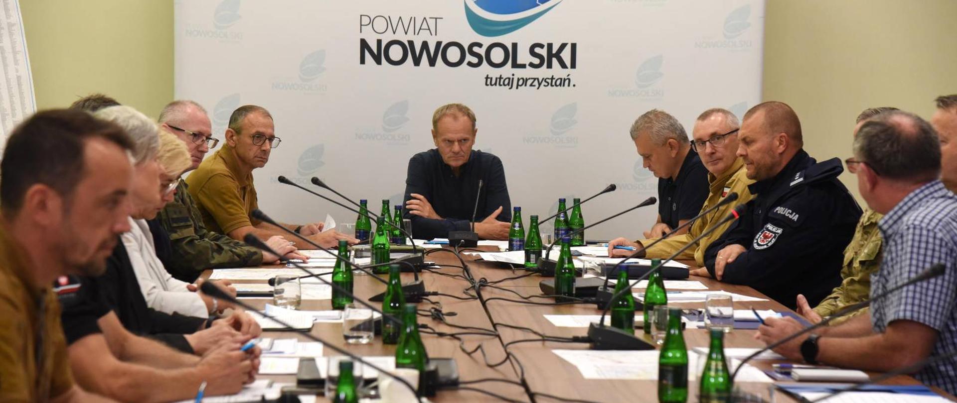 Posiedzeniu Wojewódzkiego Zespołu Zarządzania Kryzysowego z udziałem Premiera Donalda Tuska