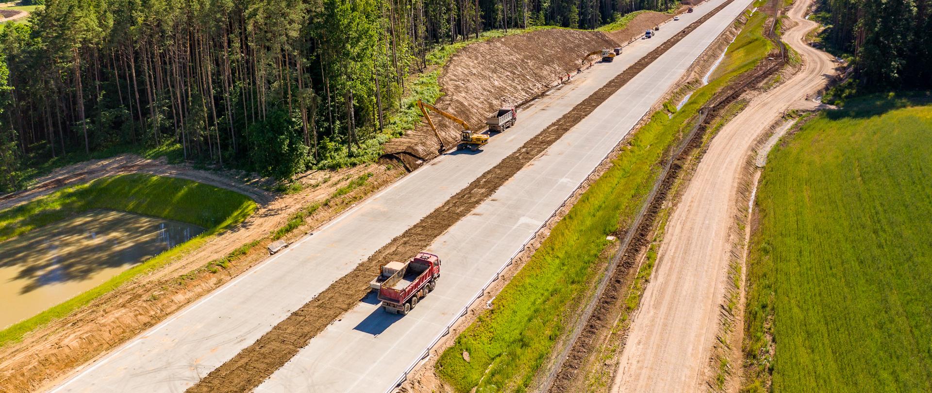 Prace na budowie S61 Wysokie - Raczki