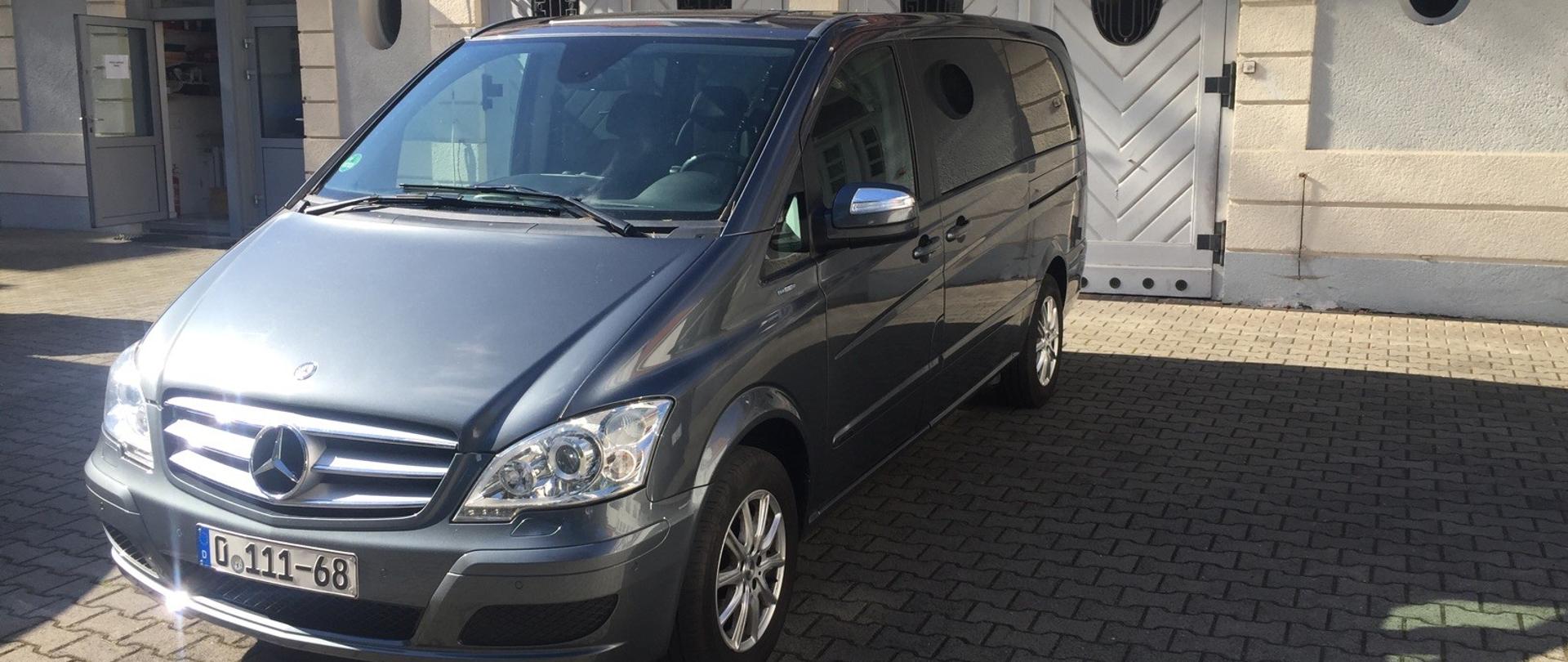 Zdjęcie samochodu wz. z ogłoszeniem nr 1/2020 o sprzedaży samochodu marki Mercedes-Benz Viano 2.2 CDI