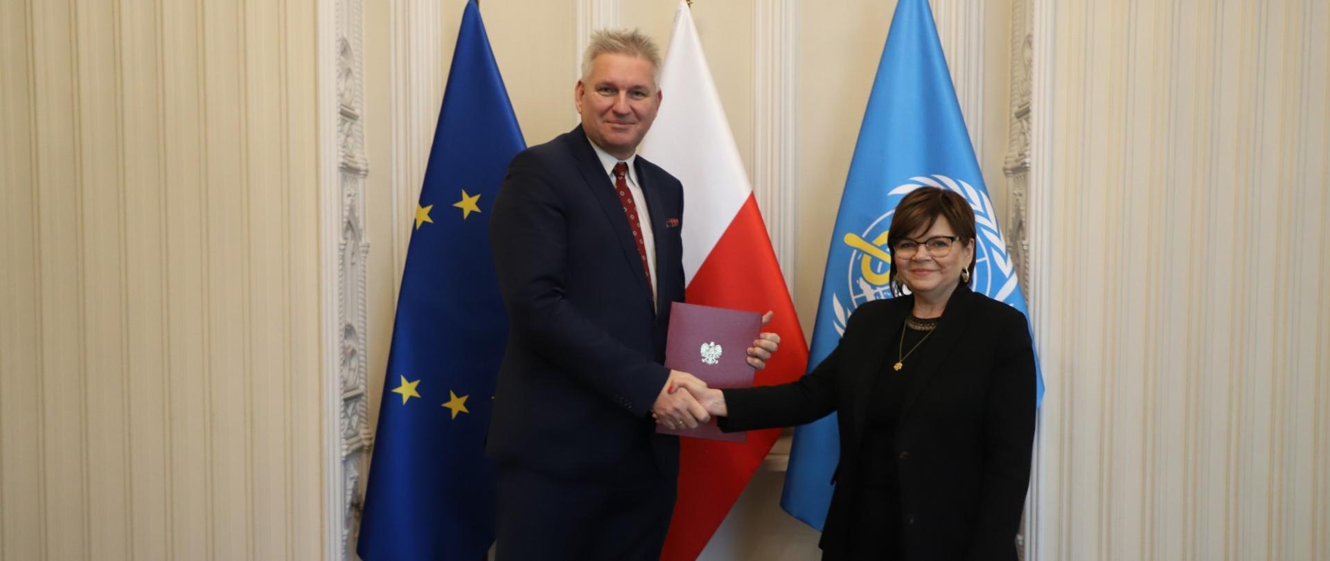 Minister Izabela Leszczyna i Wiceminister Wojciech Konieczny
