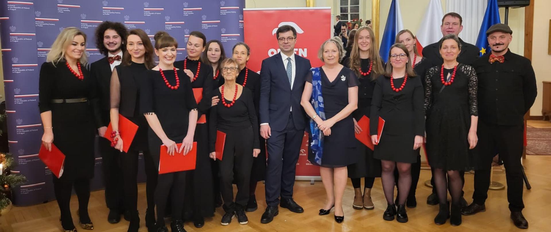 Family photo - sbor, chargé d'affaires, konzul