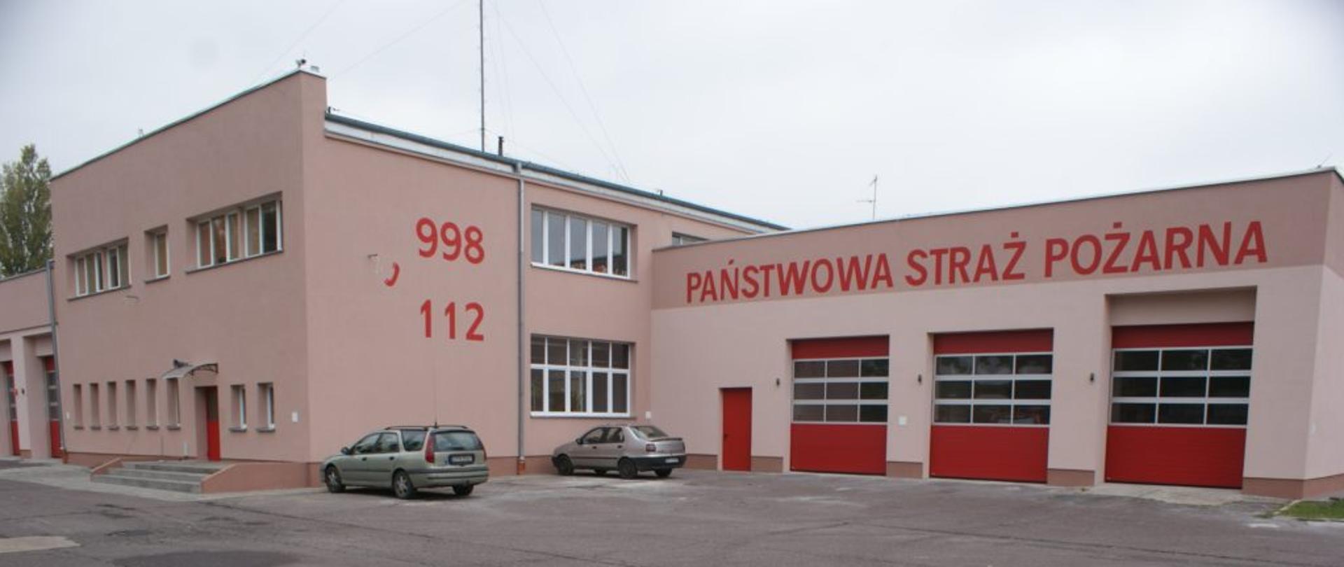 Na zdjęciu budynek Jednostki Ratowniczo-Gaśniczej Nr 4 w Łodzi