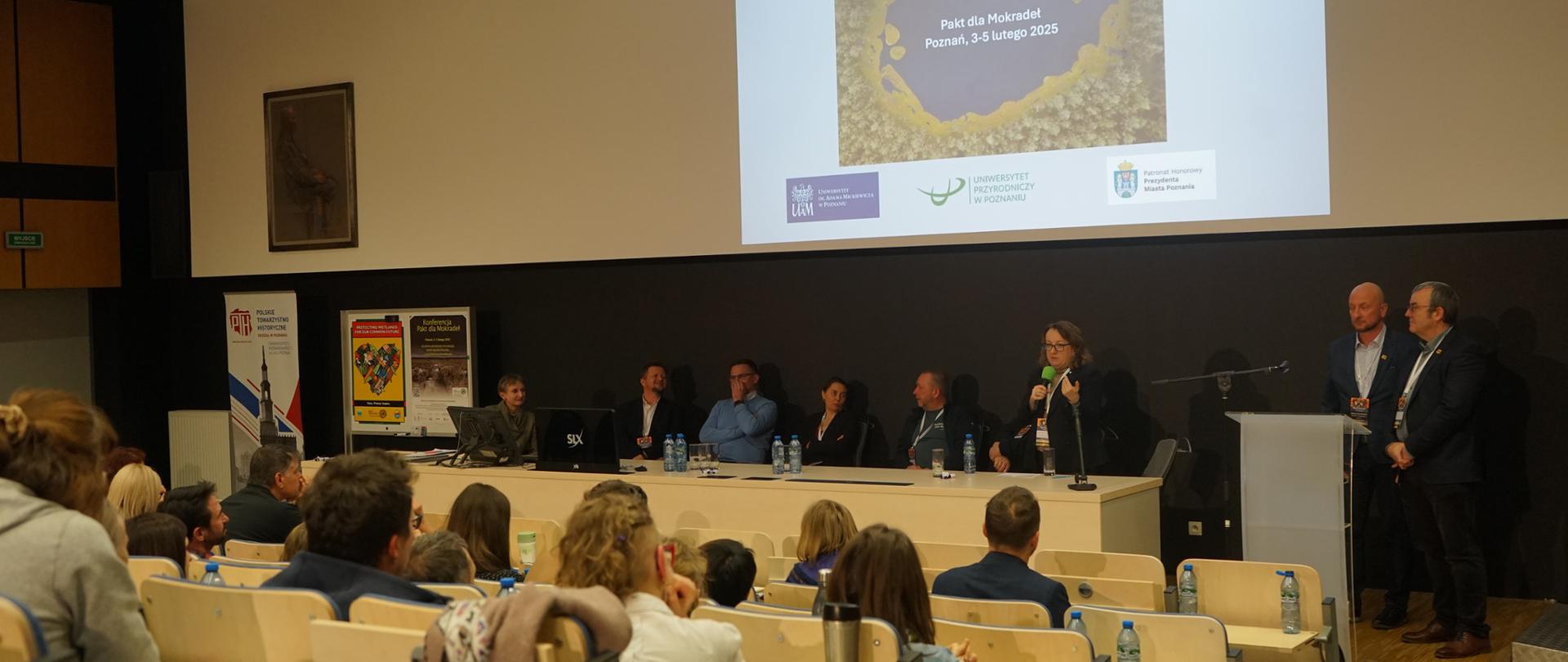 Konferencja "Pakt dla mokradeł" z udziałem prezes Wód Polskich Joanny Kopczyńskiej