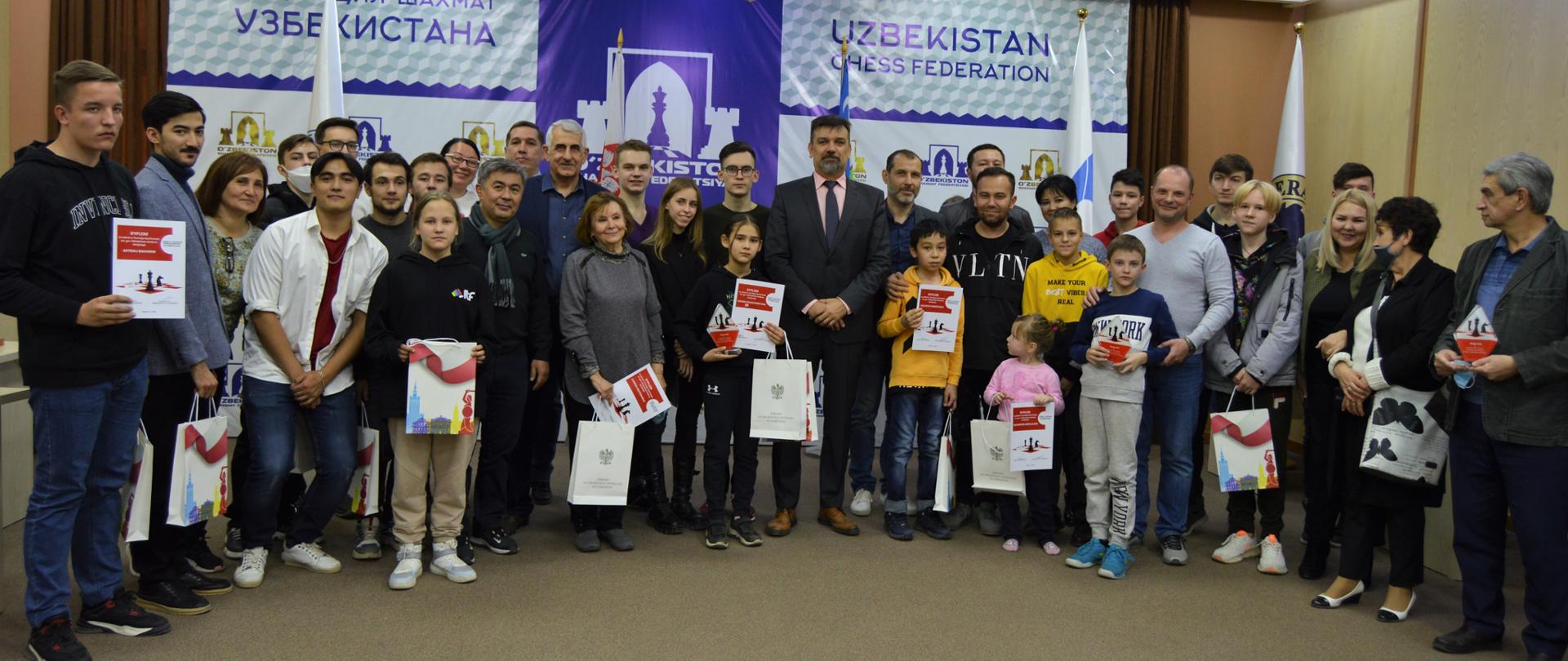 uczestnicy turnieju szachowego im. Gen. Władysława Andersa w Taszkencie 