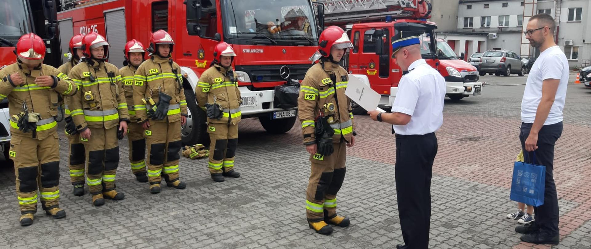 Apel z okazji przejścia strażaka do innej jednostki