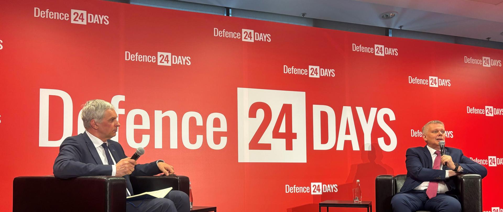 Minister Tomasz Siemoniak