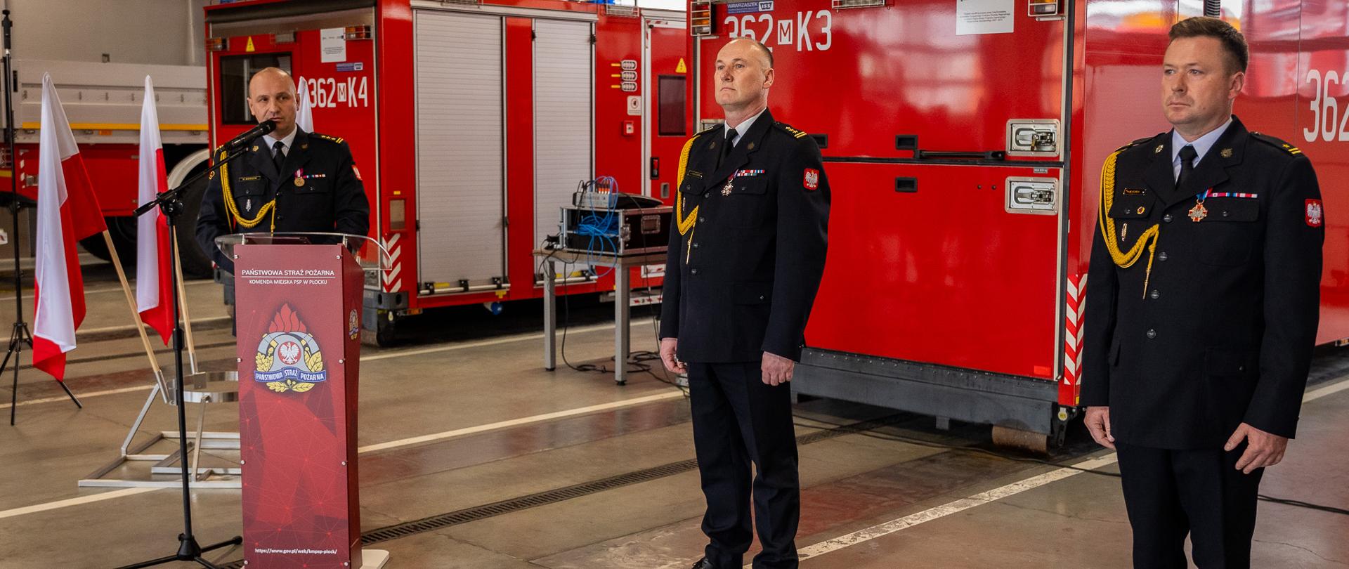 Uroczysta zbiórka z okazji powołania na stanowisko Komendanta Miejskiego PSP w Płocku oraz powierzenia obowiązków zastępcy Komendanta Miejskiego PSP w Płocku.