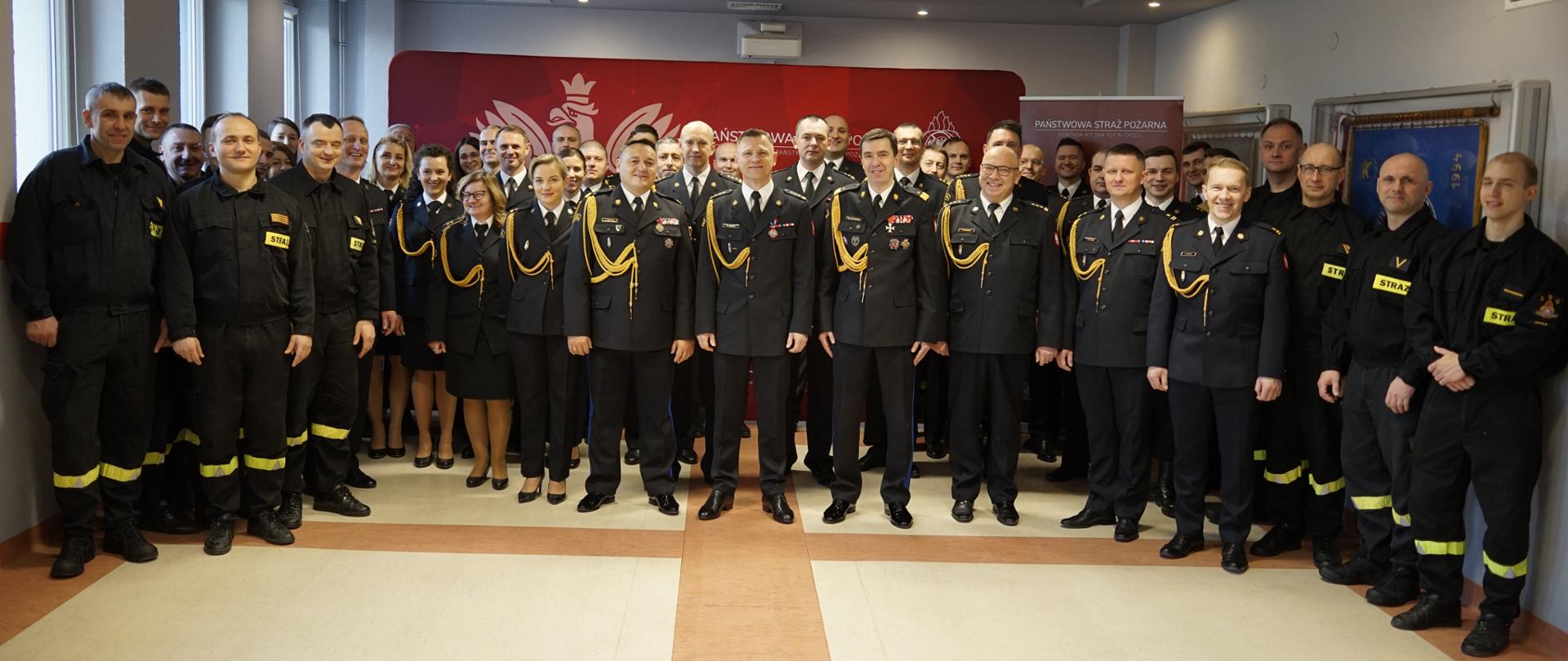 Okolicznościowe wspólne zdjęcie 