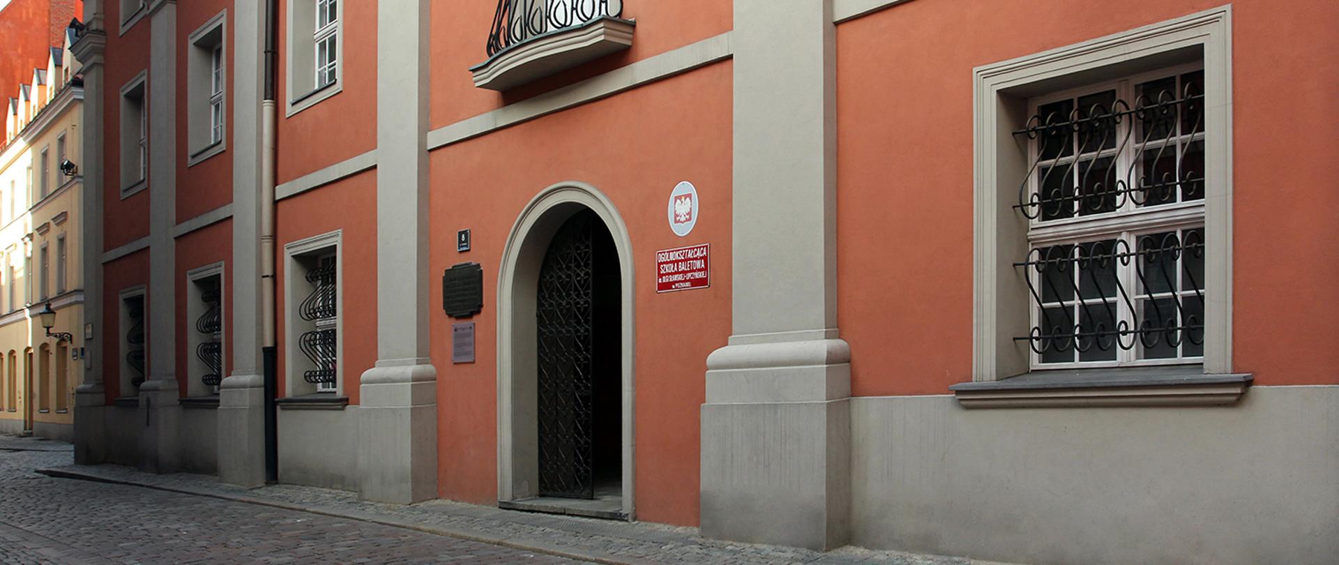 Budynek szkoły baletowej w Poznaniu.