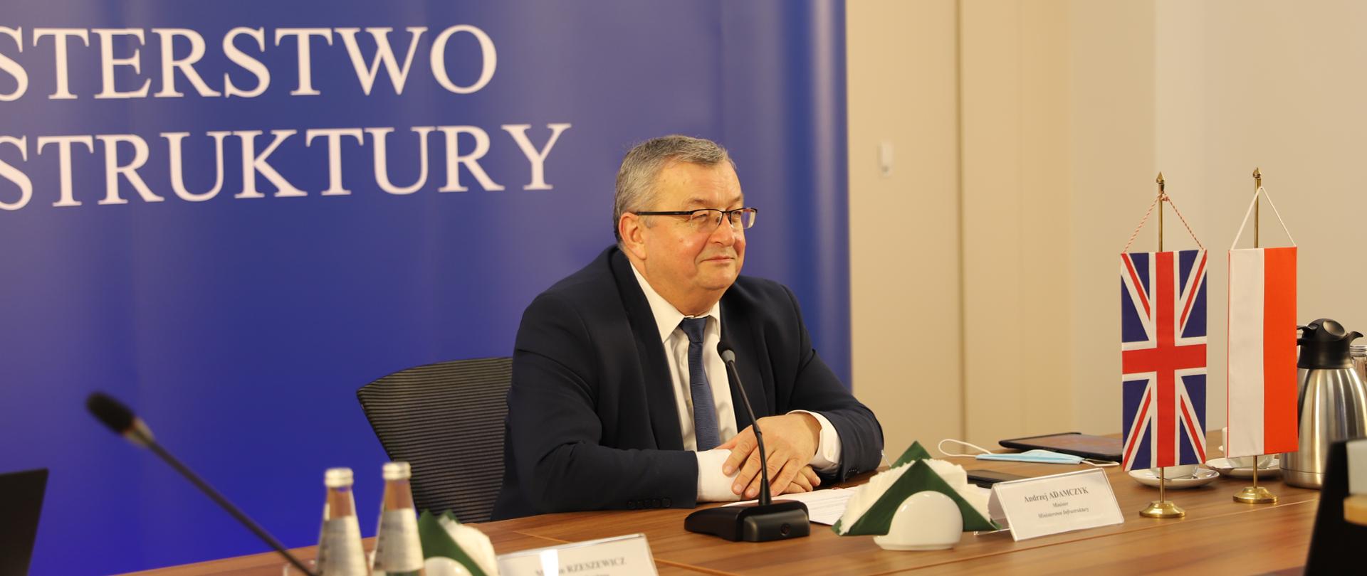 Spotkanie ministra infrastruktury Andrzeja Adamczyka z ambasador Wielkiej Brytanii