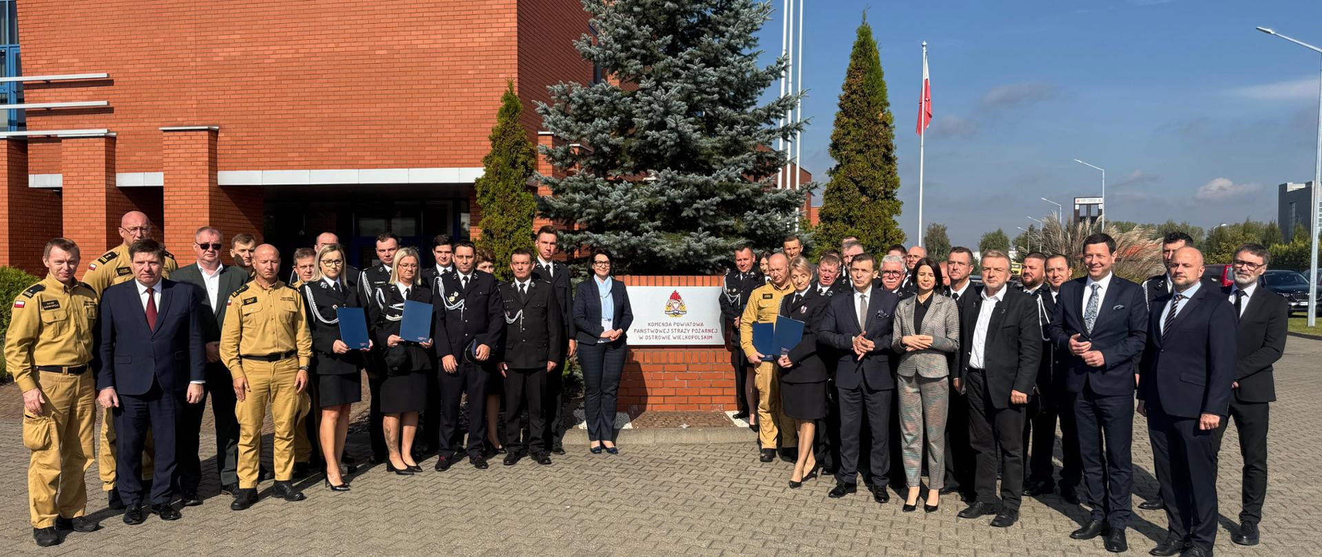 Wsparcie dla strażaków z Wielkopolski - uroczyste podpisanie umów WFOŚiGW