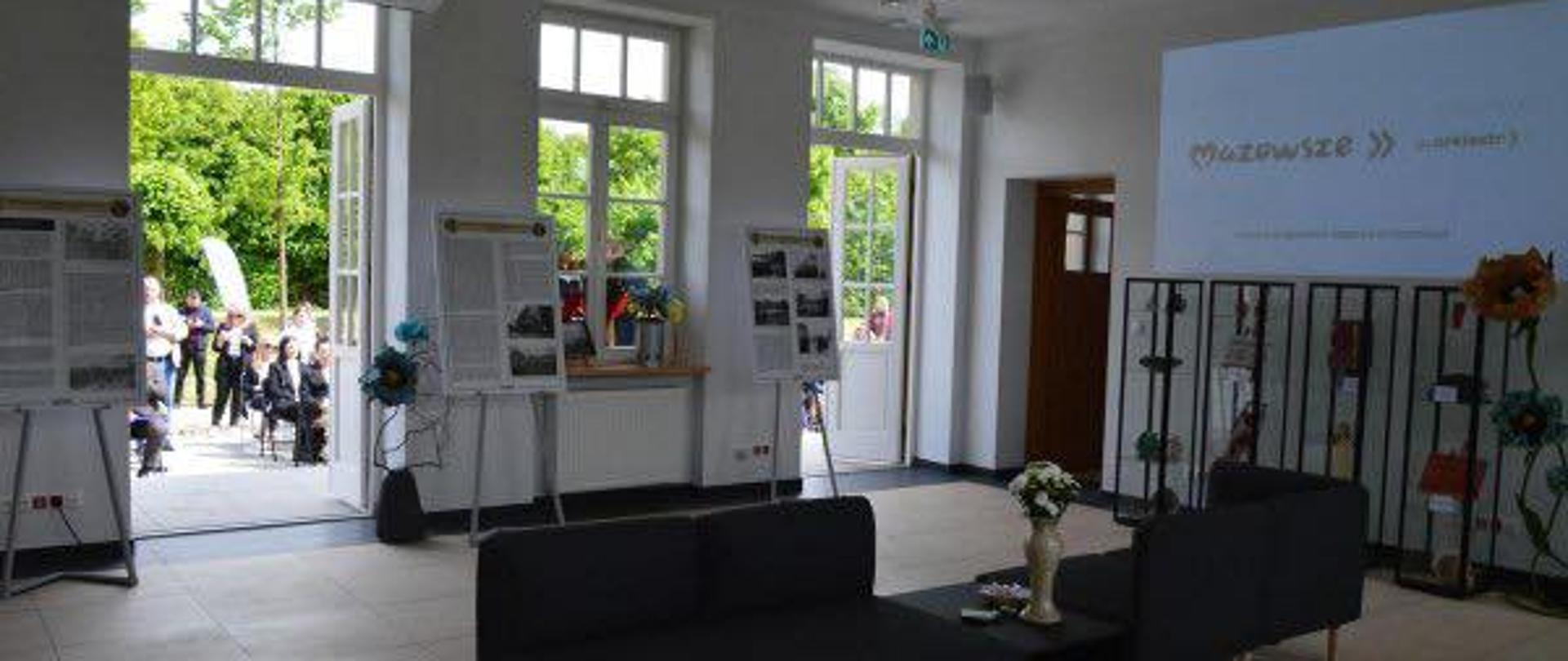 Dawniej był tu dworzec kolejowy, a dziś jest instytucja kultury